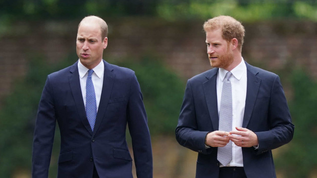 William e Harry se evitam em funeral do tio: “Mantiveram a distância”