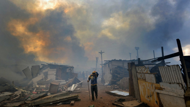 Incêndios de Grandes Proporções Bloqueiam Estradas na Região de Ribeirão Preto e Mobilizam Gabinete de Crise