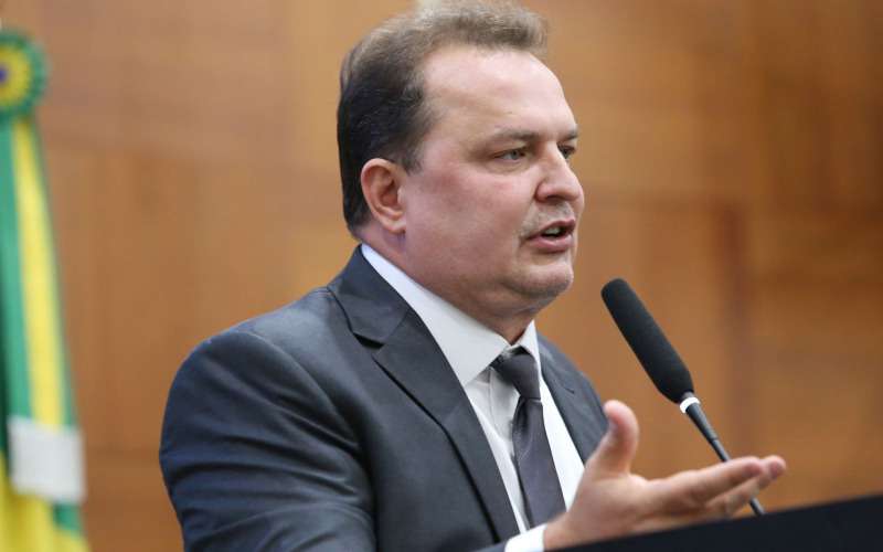 Max Russi pede inclusão de cirurgias bariátricas no programa Fila Zero