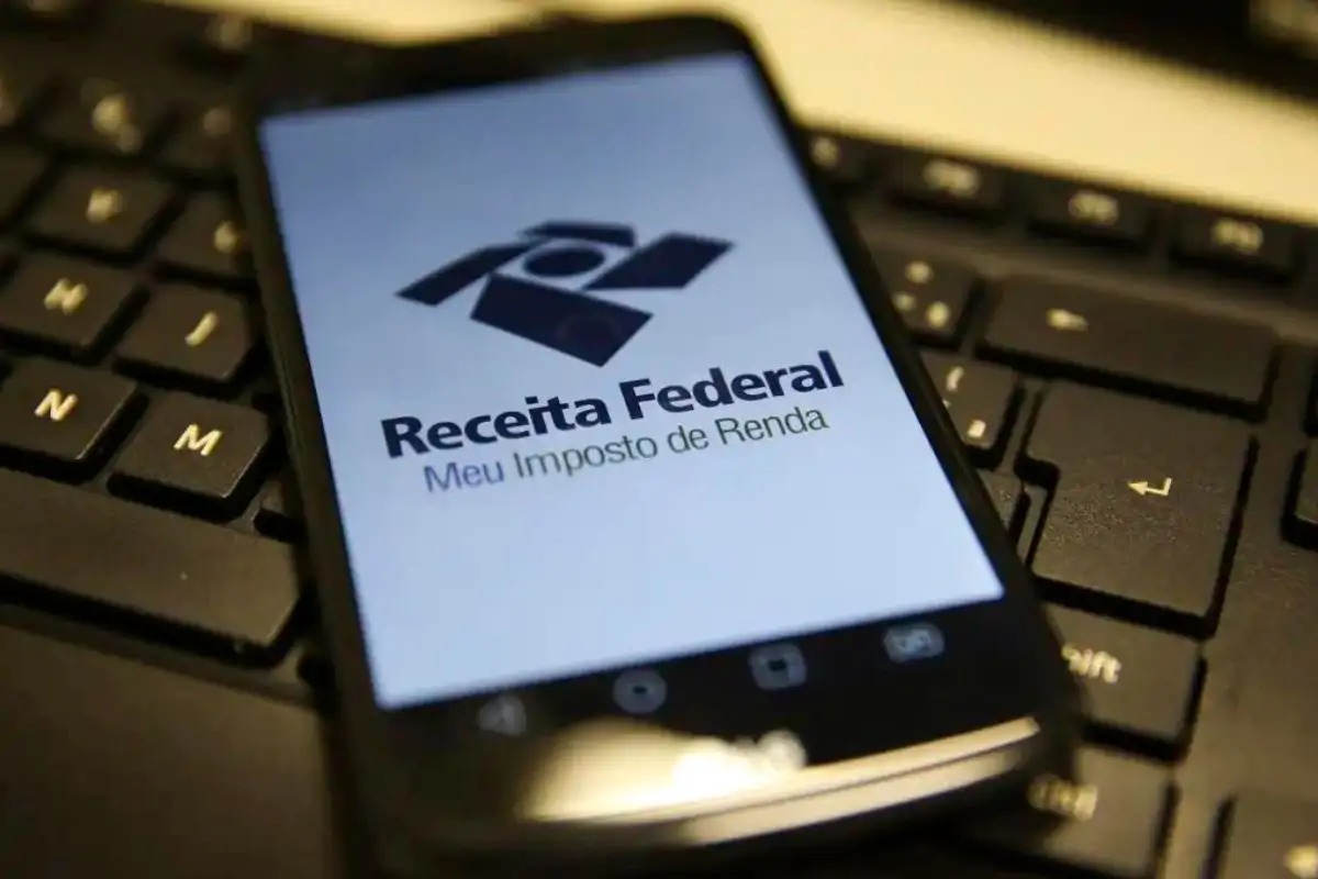 Isenção do Imposto de Renda para quem ganha até R$ 3.036 já está valendo; veja o que muda