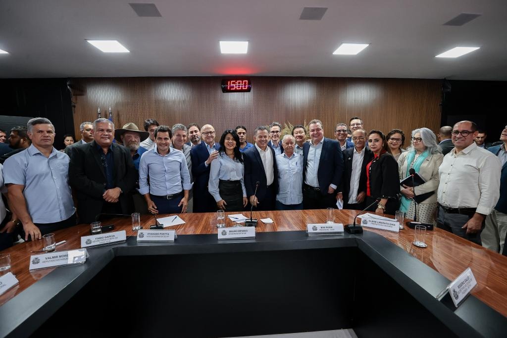 Governador autoriza free shop em Cáceres; lei será enviada à Assembleia