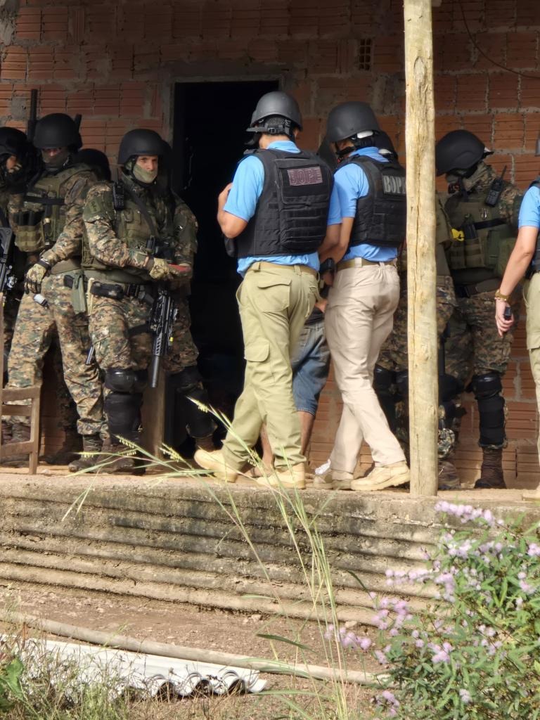 Bope resgata mulher mantida refém por sobrinho em zona rural de Várzea Grande