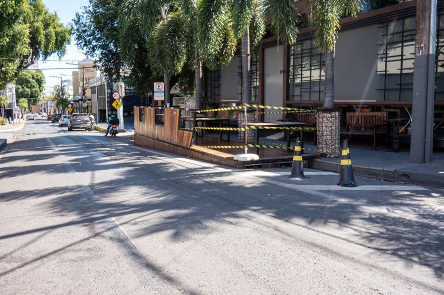 Declaração de Abilio sobre parklet reacende debate sobre segurança e mobilidade urbana na Praça Popular
