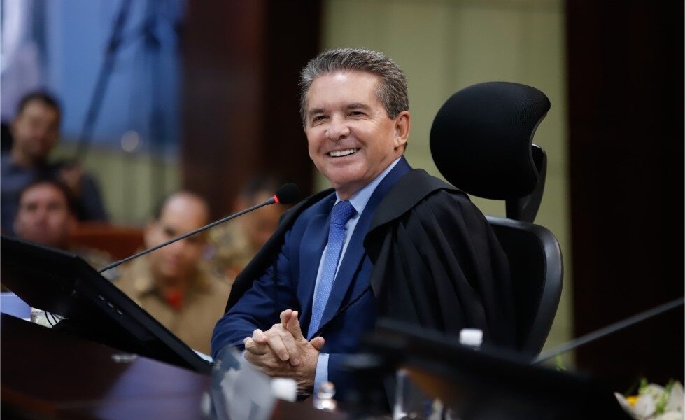 Sérgio Ricardo escreve história no TCE-MT com gestão unificadora e reeleição inédita