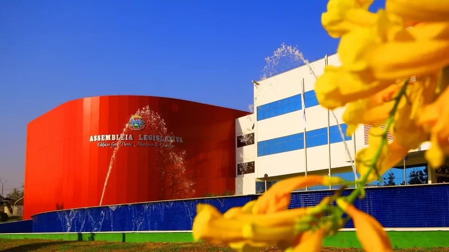 Polícia investiga desvio de R$ 28 milhões em emendas parlamentares e cita 14 deputados estaduais de Mato Grosso