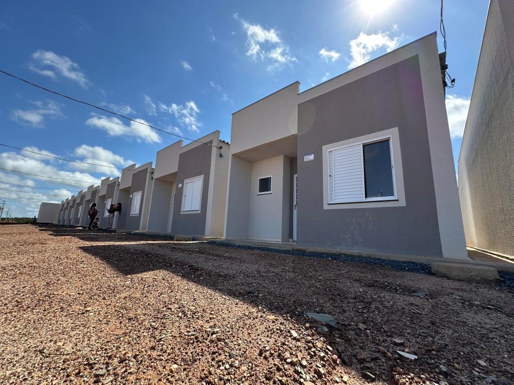 Famílias com renda de até R$ 12 mil podem acessar subsídio do programa SER Família Habitação