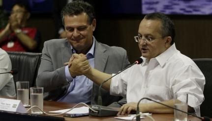 De rivais a aliados? Fávaro e Taques articulam possível reaproximação para 2026 em palanque de centro-esquerda