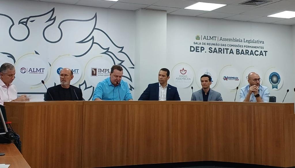 Max Russi reforça compromisso com a transparência e pede investigação sobre vazamento de informações sigilosas