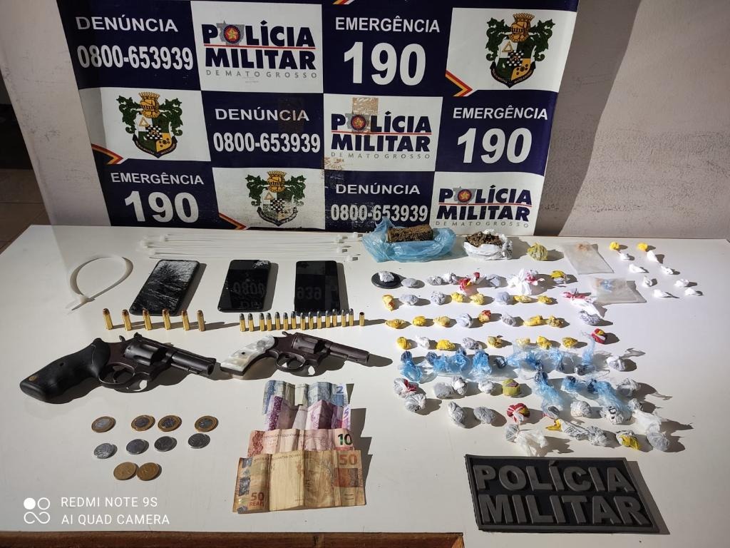 PM prende faccionados com armas e drogas em Vila Bela de Santíssima Trindade