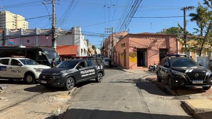 Operação “Aconchego” reforça segurança no Centro de Cuiabá e atende população vulnerável