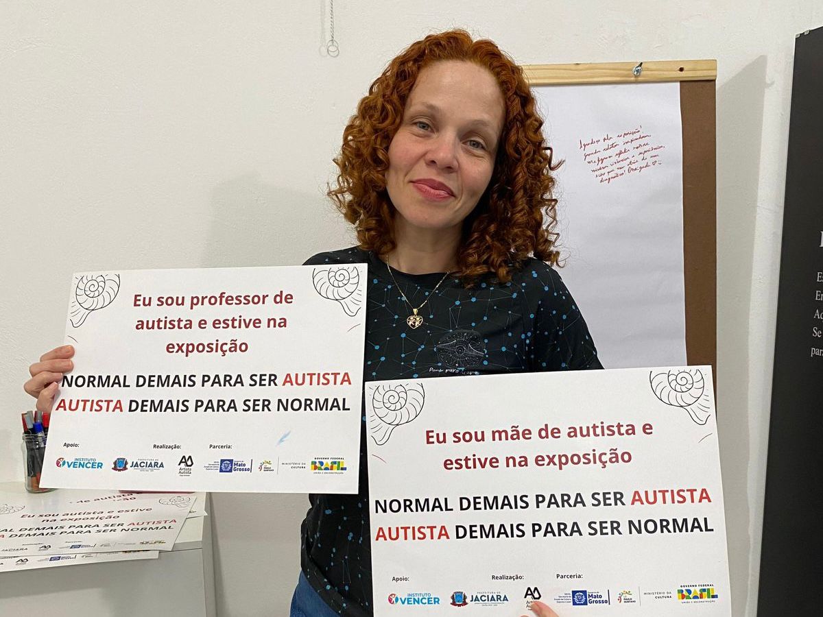 Saúde mental de mulheres autistas é debatida com estudantes de Psicologia