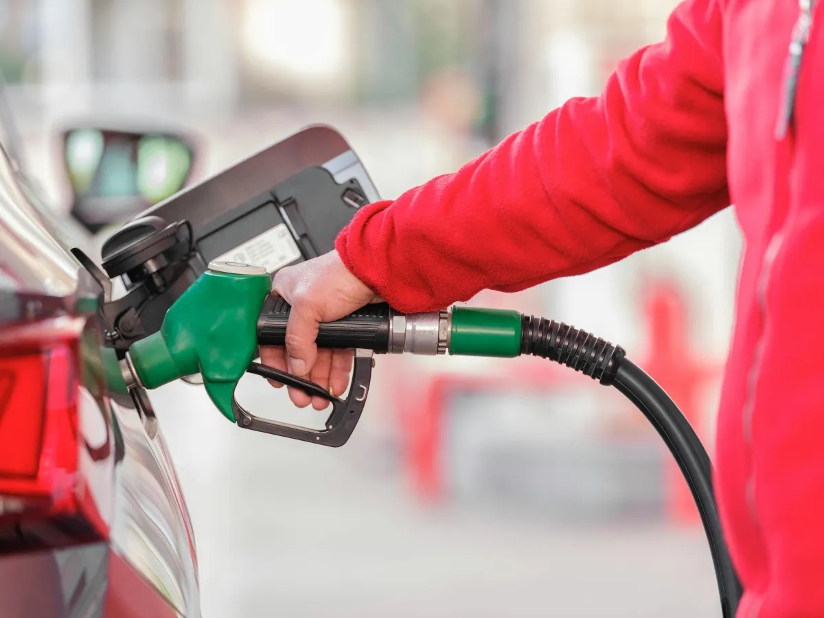 Gasolina dispara em Cuiabá e chega a R$ 6,39; margens de lucro crescem quase 100% acima da inflação