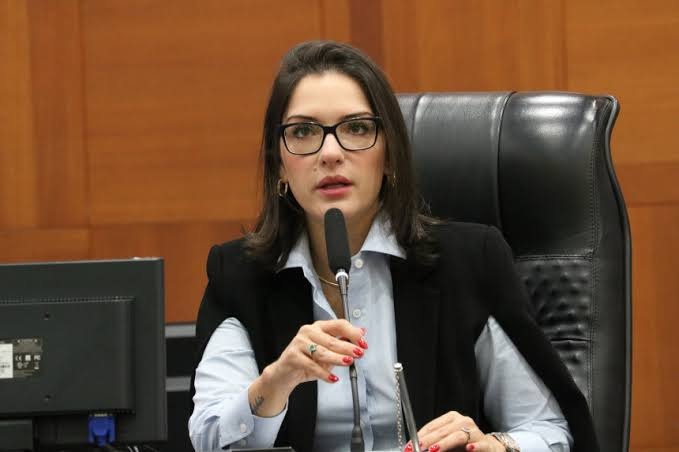 “Chega de mortes de mulheres”: Janaina Riva pede penas mais duras após feminicídio brutal em Sinop