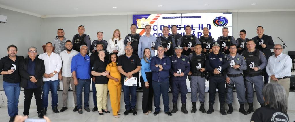 Polícia Militar realiza homenagem para conselheiros de segurança pública de todo o Estado