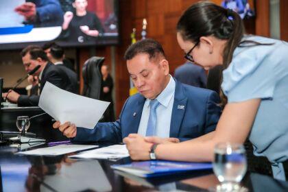 Eduardo Botelho propõe criação de novos terminais intermunicipais em Cuiabá e Várzea Grande