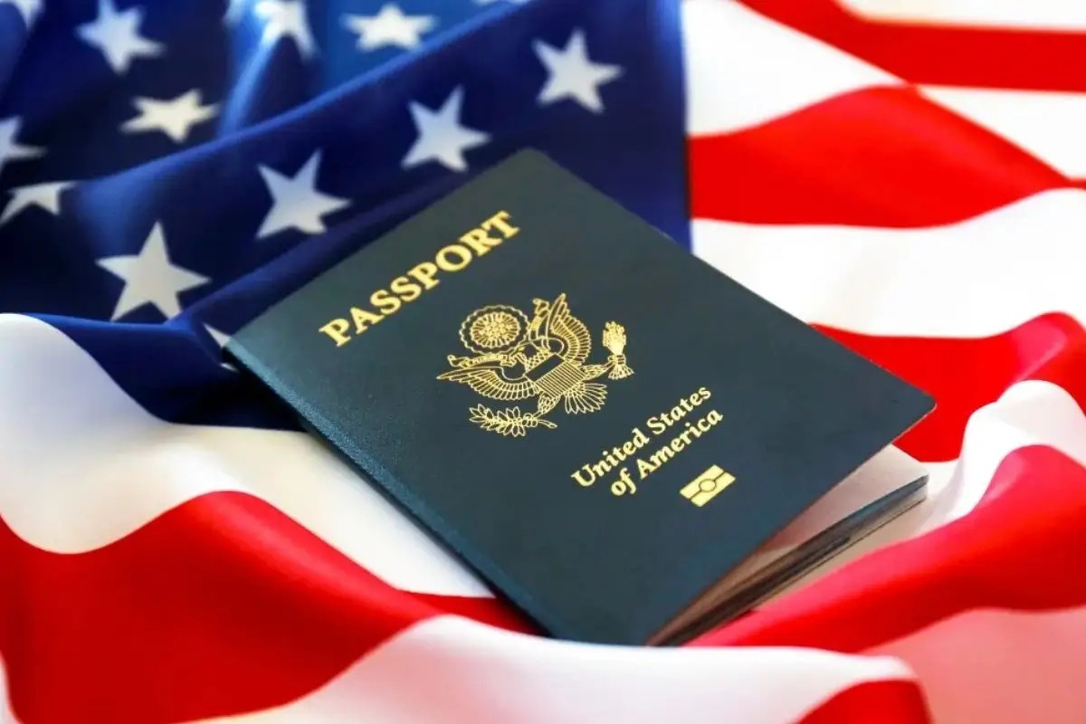 EUA mudam regras do visto: entrevista obrigatória e custo passa de R$ 2 mil