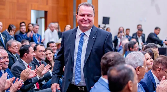 Max Russi articula bastidores, atrai grandes nomes e prepara o Podemos para ser uma das maiores forças políticas de Mato Grosso