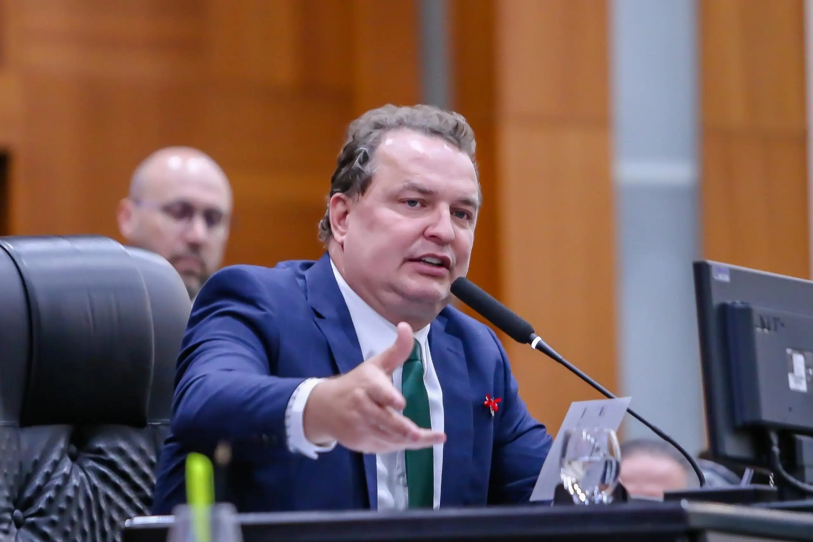 Mauro Mendes tenta sufocar Assembleia com atraso no duodécimo — mas pode ter criado um inimigo com fôlego para reagir