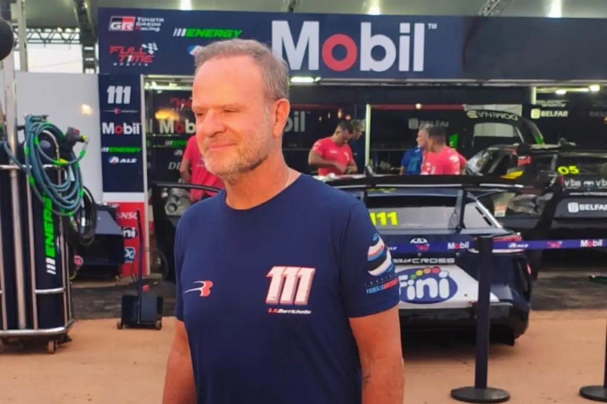 Rubens Barrichello celebra corrida histórica da Stock Car e destaca calor humano de Cuiabá