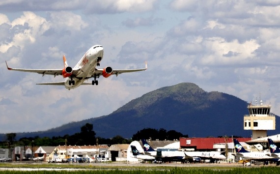 Governo de MT prepara programa de incentivo para atrair companhias aéreas internacionais