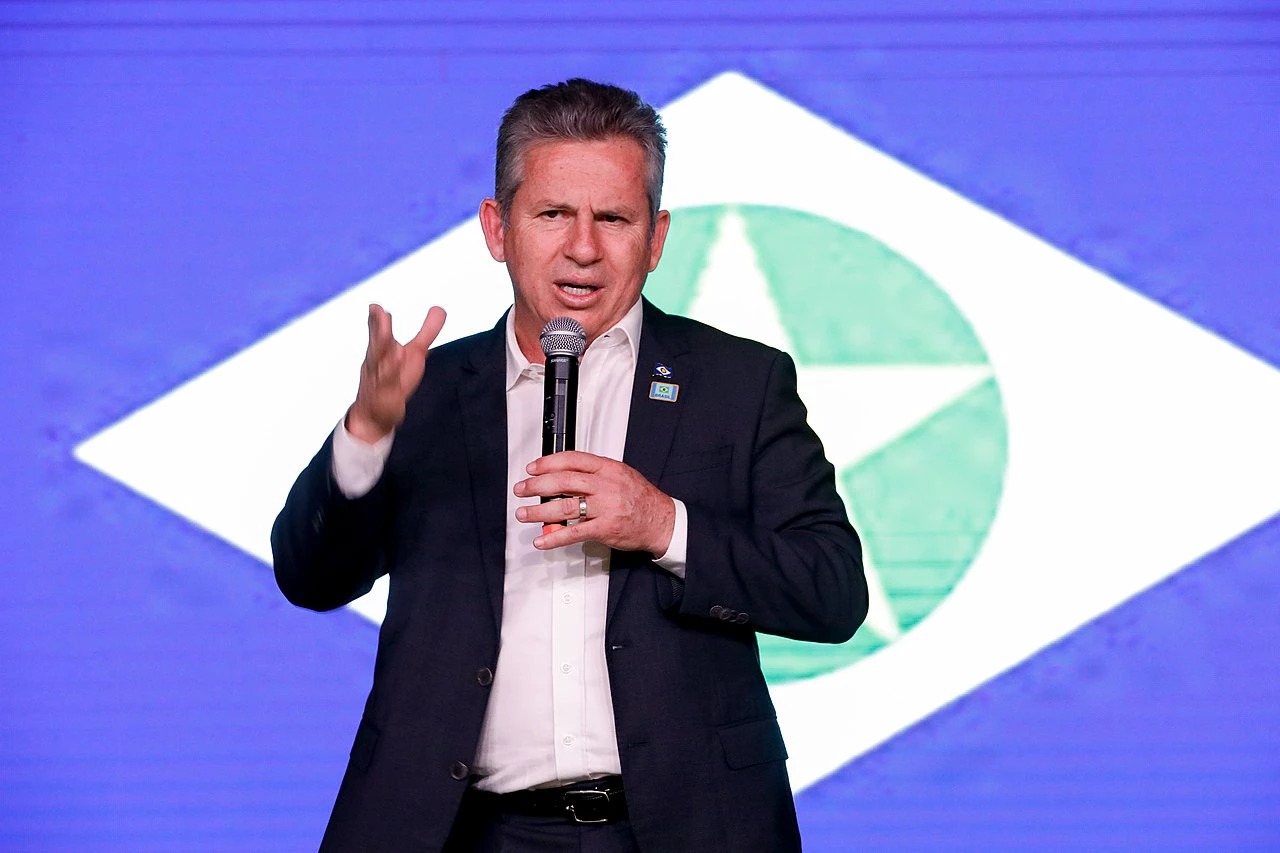 Mauro Mendes amplia debate sobre sucessão nacional e aponta governadores como alternativas à polarização entre Flávio Bolsonaro e Tarcísio