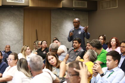 Deputados e servidores discutem na ALMT regras para licença classista
