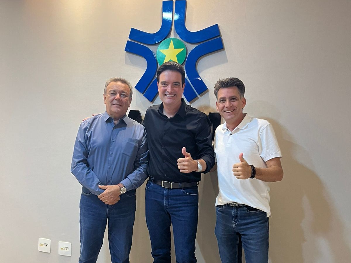 epresentante da CNM visita a AMM e debate prioridades dos municípios