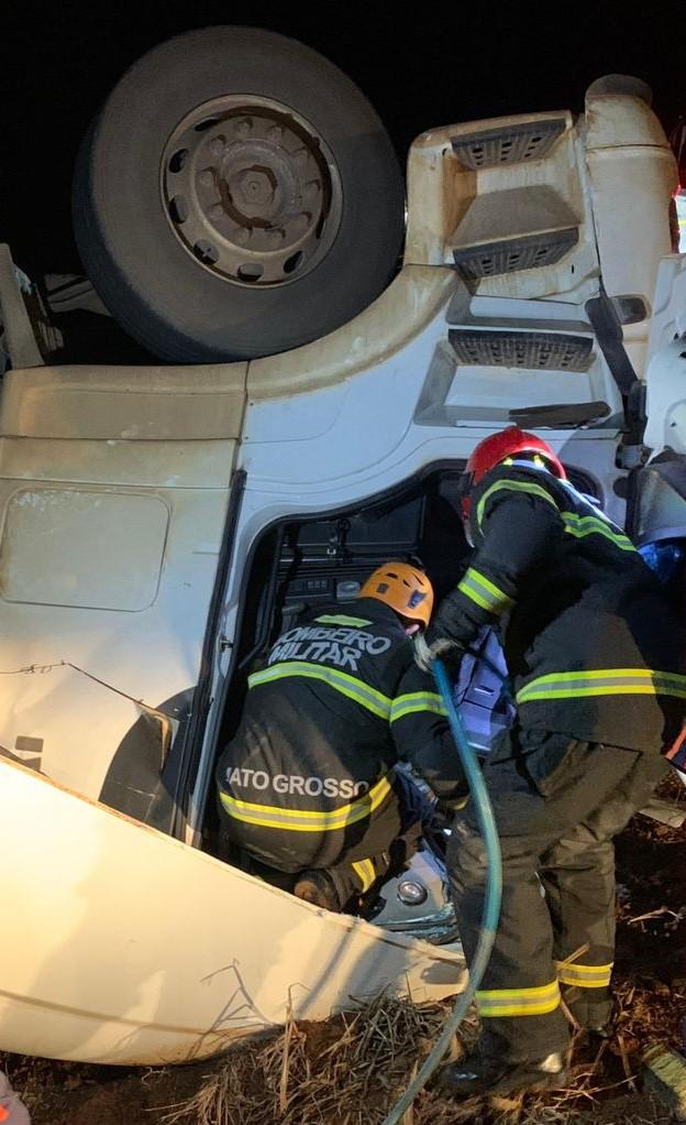 Dois acidentes deixam dois mortos e um ferido em Lucas do Rio Verde