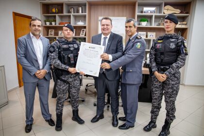 ALMT concede moção a policial que impediu novas mortes após feminicídio em Cuiabá