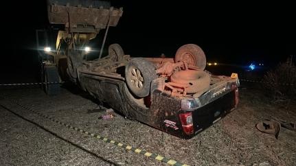 Idosa morre após capotamento de caminhonete em estrada rural de Lucas do Rio Verde