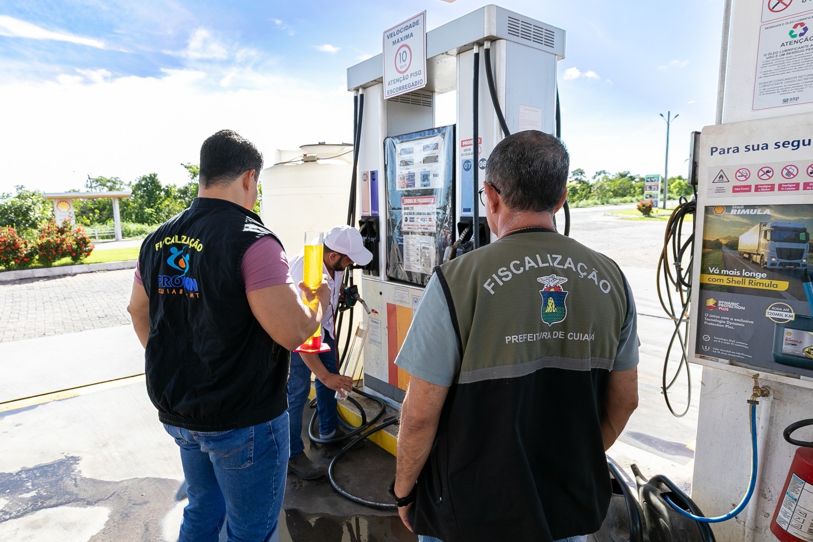 Fiscalização do Procon encontra irregularidades em todos os postos vistoriados em operação em Cuiabá
