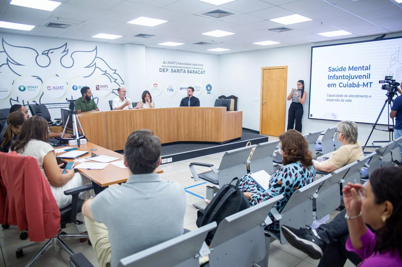 Cuiabá enfrenta pressão na saúde mental infantil e tem déficit de atendimento especializado