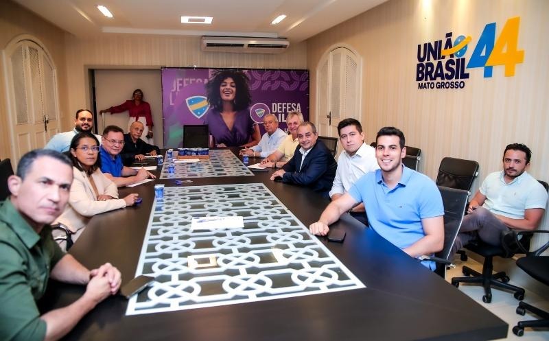 União Brasil e PP se reúnem para definir estratégia eleitoral e formação de chapas para 2026