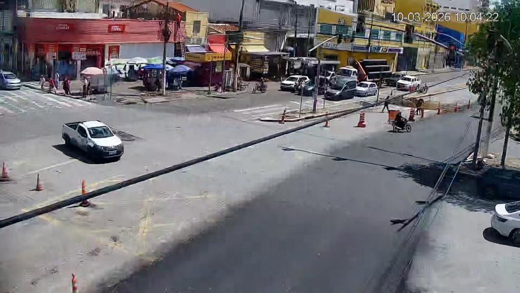 Trânsito é liberado após troca de asfalto em cruzamentos da Prainha, em Cuiabá