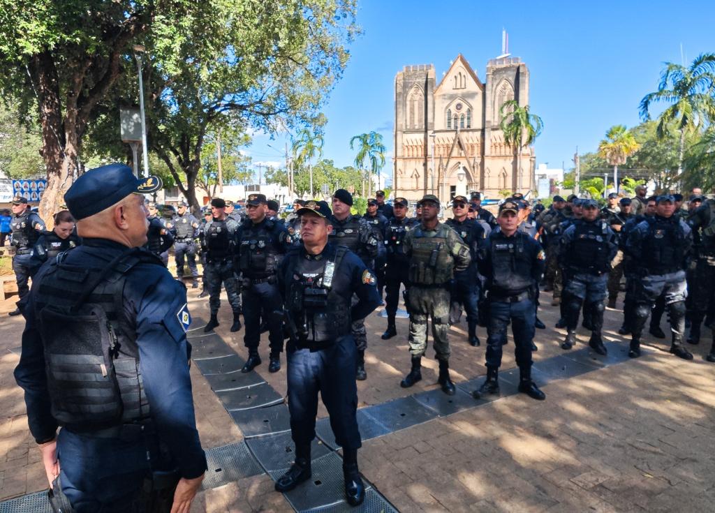 Operações contra facções já prendem 82 criminosos e apreendem 40 armas em MT