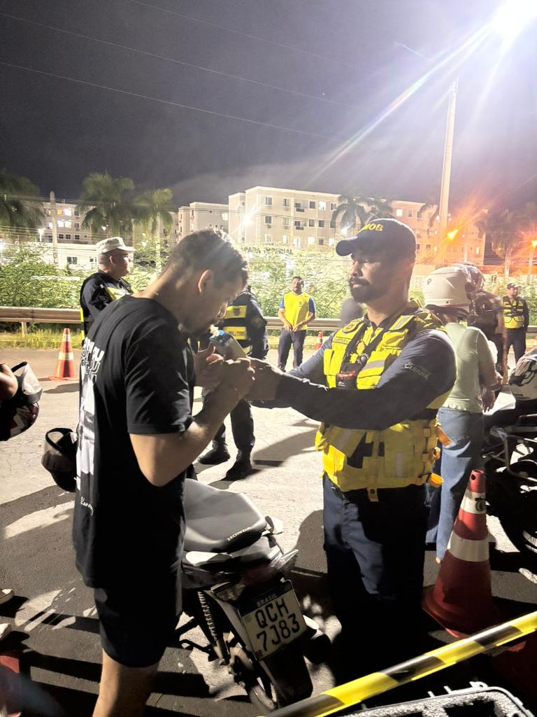 Lei Seca foca motociclistas e termina com prisões e dezenas de infrações em Cuiabá