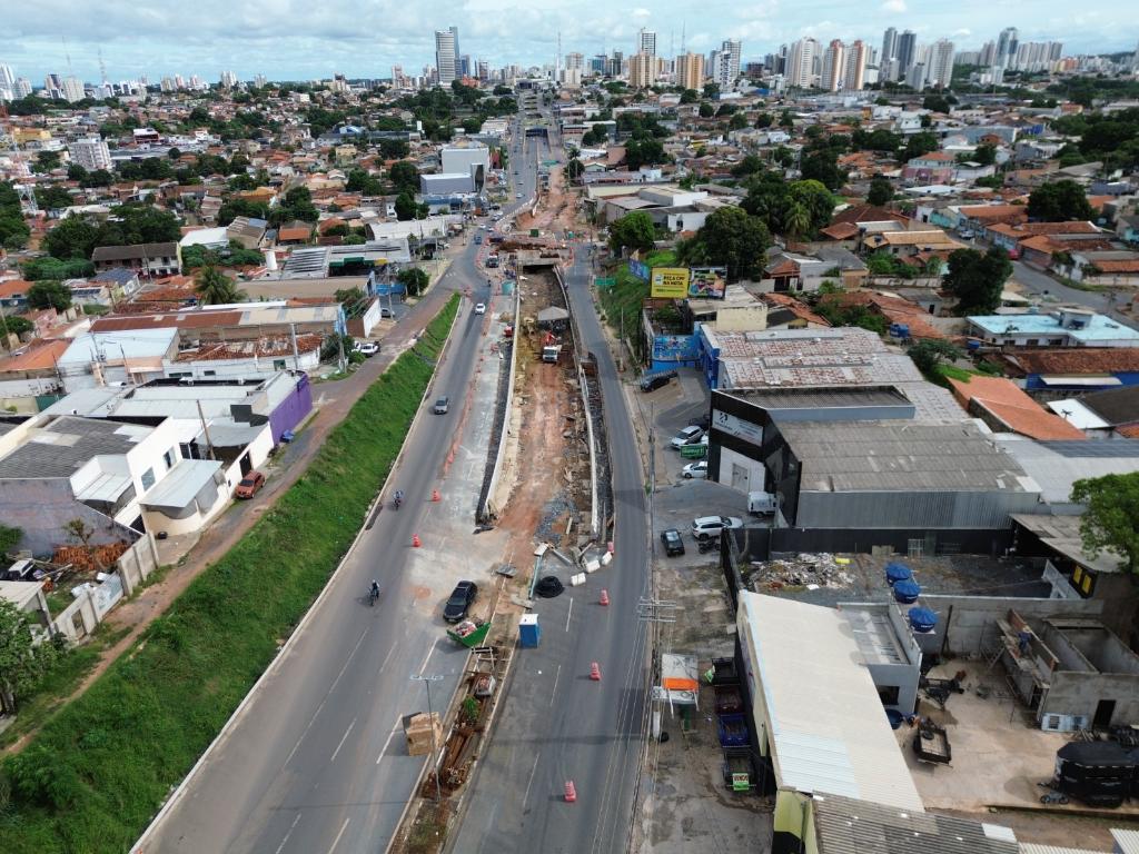 Interdição na Miguel Sutil afeta trânsito nesta tarde em Cuiabá para obras do Complexo Leblon