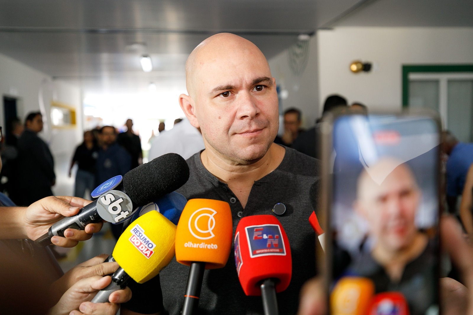 Prefeito Abilio Brunini diz que desconhecia denúncia de assédio e critica proposta de CPI na Câmara de Cuiabá