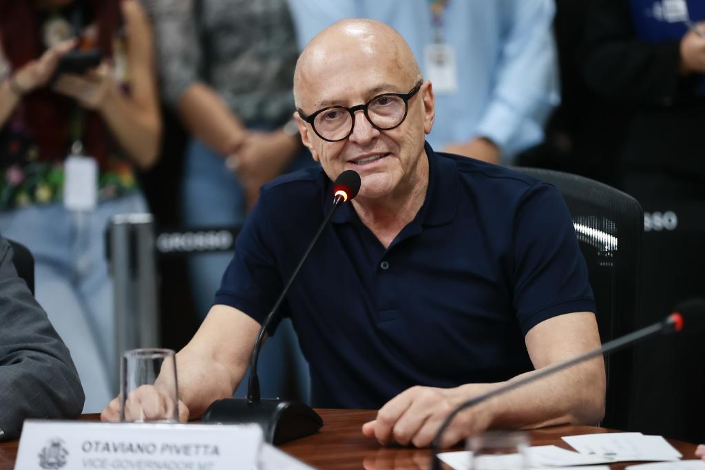 Pivetta assume Governo de Mato Grosso e inicia nova fase com posse de secretariado