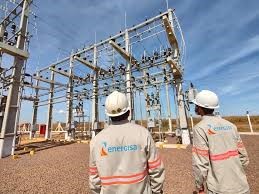 Renovação por 30 anos reacende crise na energia em MT e amplia pressão sobre a Energisa