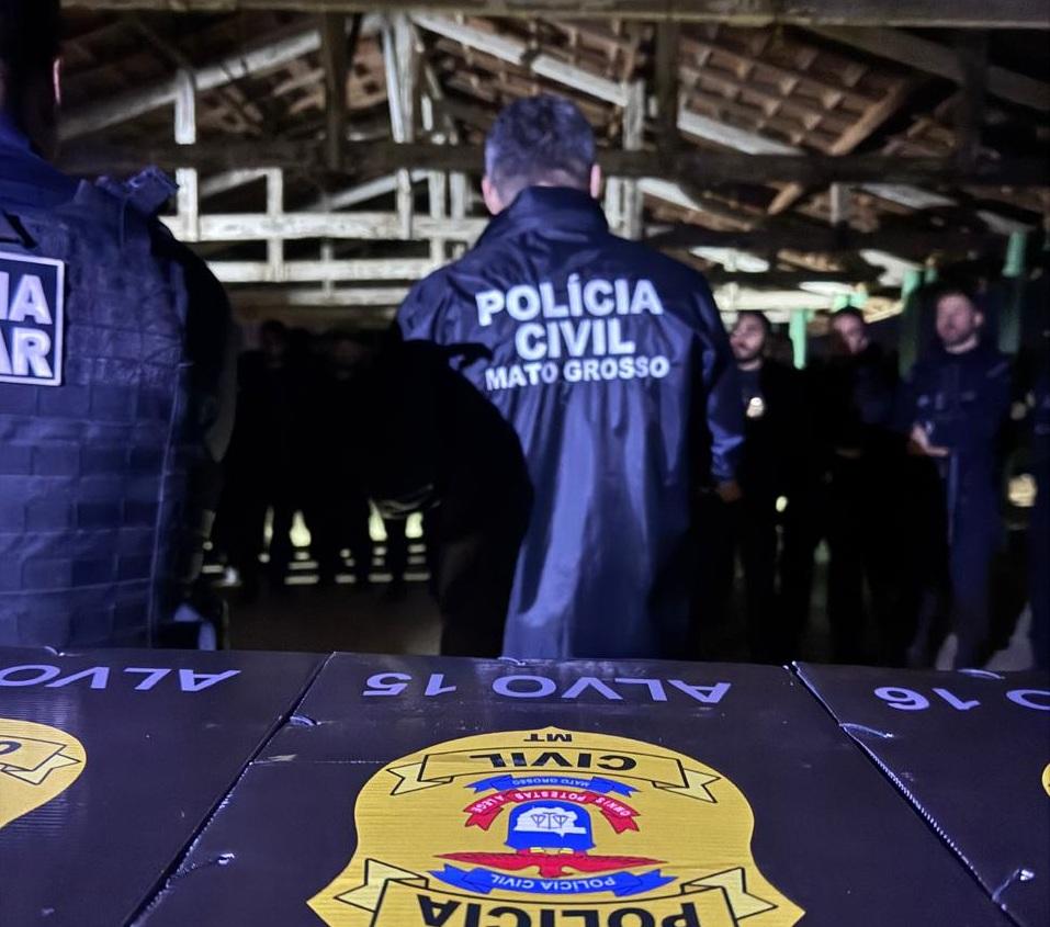 Operação mira facção e desarticula rede de tráfico e armas no interior de MT