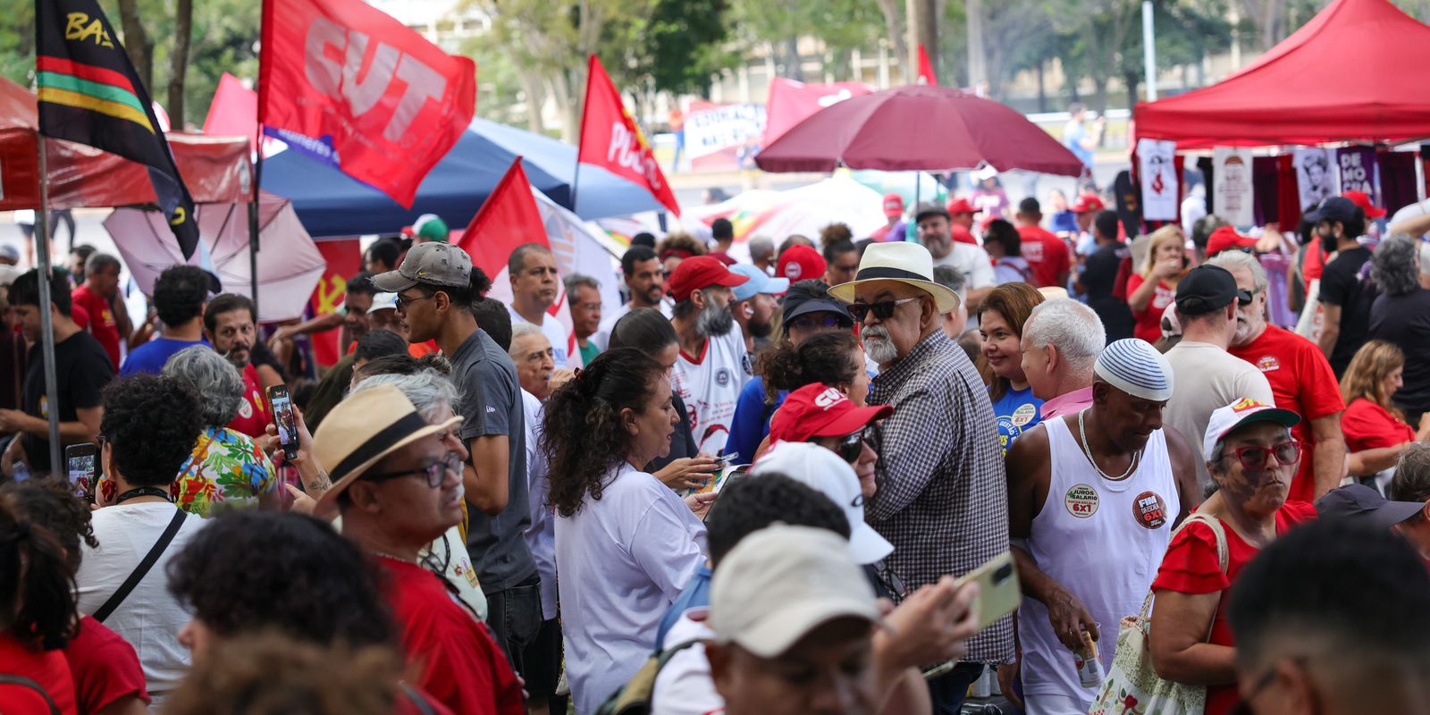 Fim da escala 6×1 divide opiniões e mobiliza debate entre trabalhadores em Cuiabá