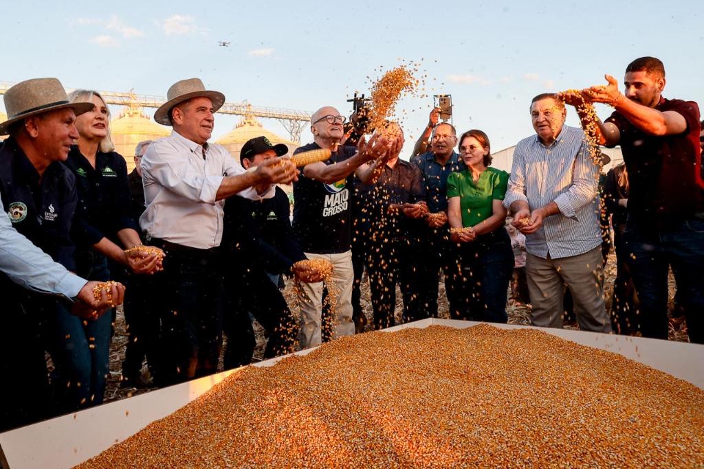 Produção recorde e novos investimentos impulsionam avanço de Mato Grosso