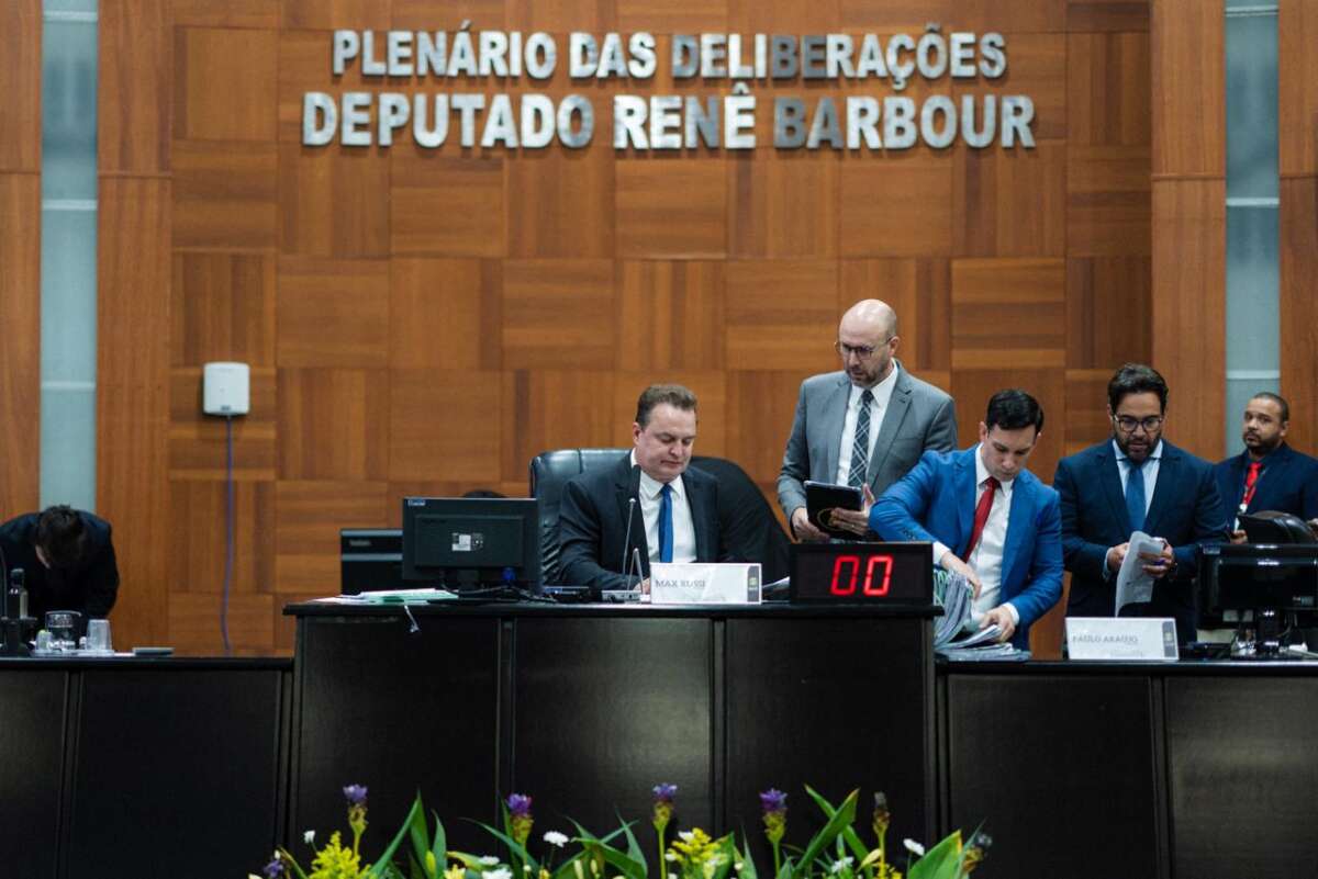 Max celebra derrubada de veto que isenta Apaes da cobrança da Tacin