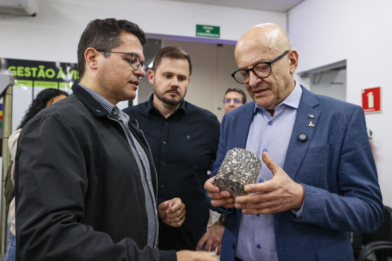 BR-163 terá duplicação concluída em metade do prazo previsto, garante Pivetta durante visita à Nova Rota