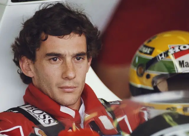 Eterno ídolo: Ayrton Senna é reconhecido como Herói da Pátria 32 anos após sua morte