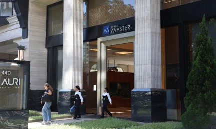 Estado aciona dez bancos na Justiça para revisar empréstimos consignados de servidores e aponta cobrança de juros abusivos