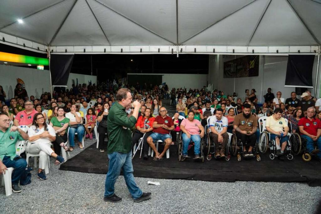 Max mobiliza profissionais da saúde e servidores em mega reuniões por Cuiabá