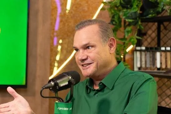 Fagundes minimiza palanque dividido de Flávio Bolsonaro e diz que apoios a candidato serão bem-vindos