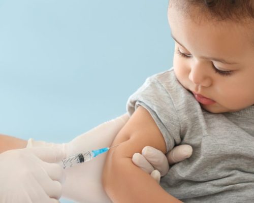 Mato Grosso adia Dia D da vacinação contra a gripe para 25 de abril por falta de doses